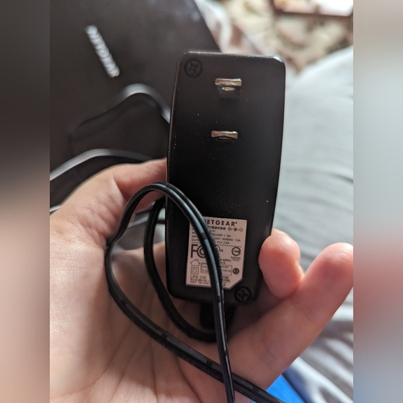 Netgear WiFi Router + Adapter - Picture 6 of 6